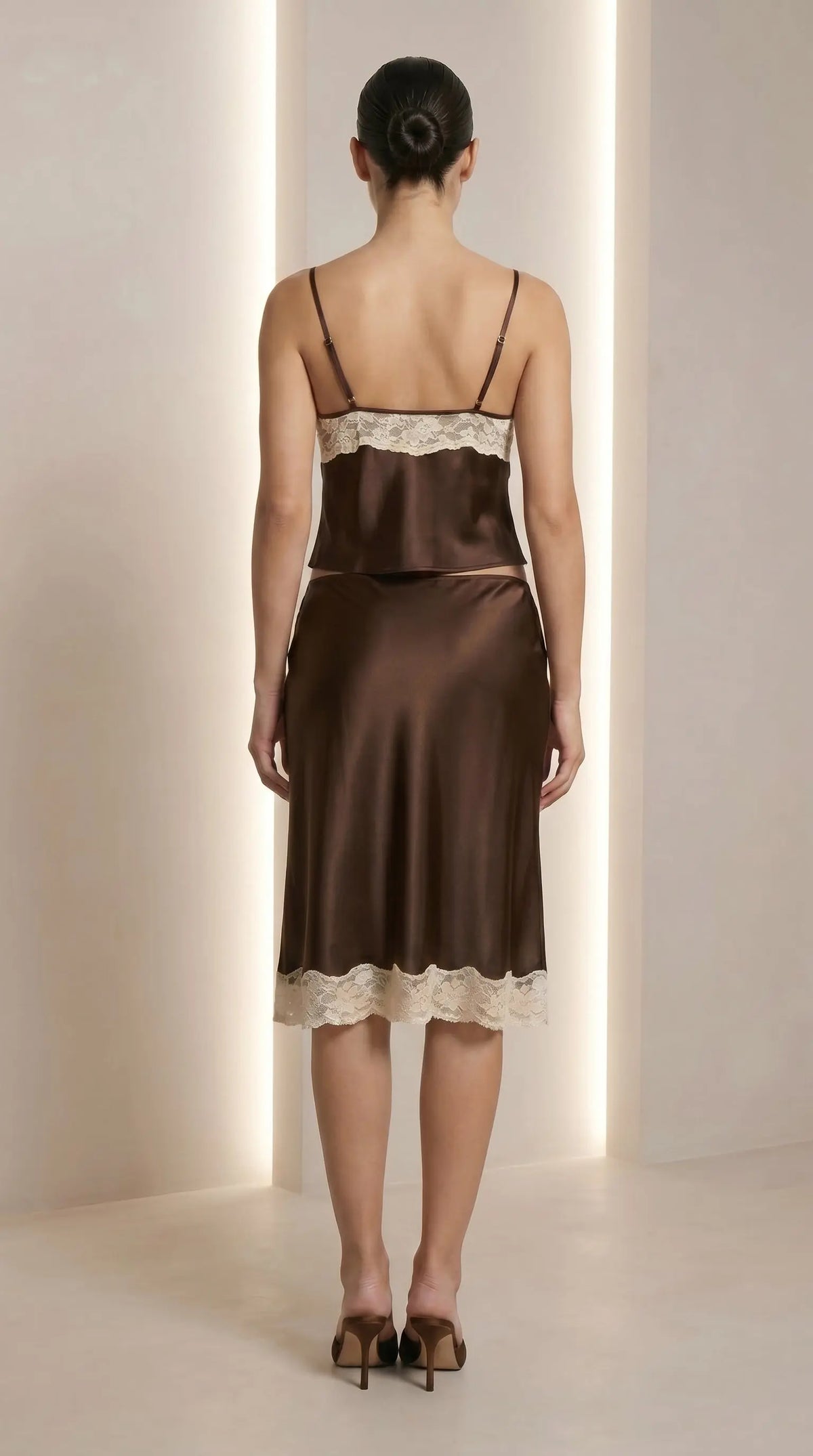 LOLA CAMI TOP - Love McNicoll
